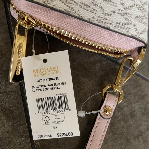 Michael Kors Jet Set Travel Large Travel CONTINENTAL Wallet-Wristlet - Picture 11 of 16